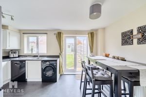 Photo 17- click for photo gallery